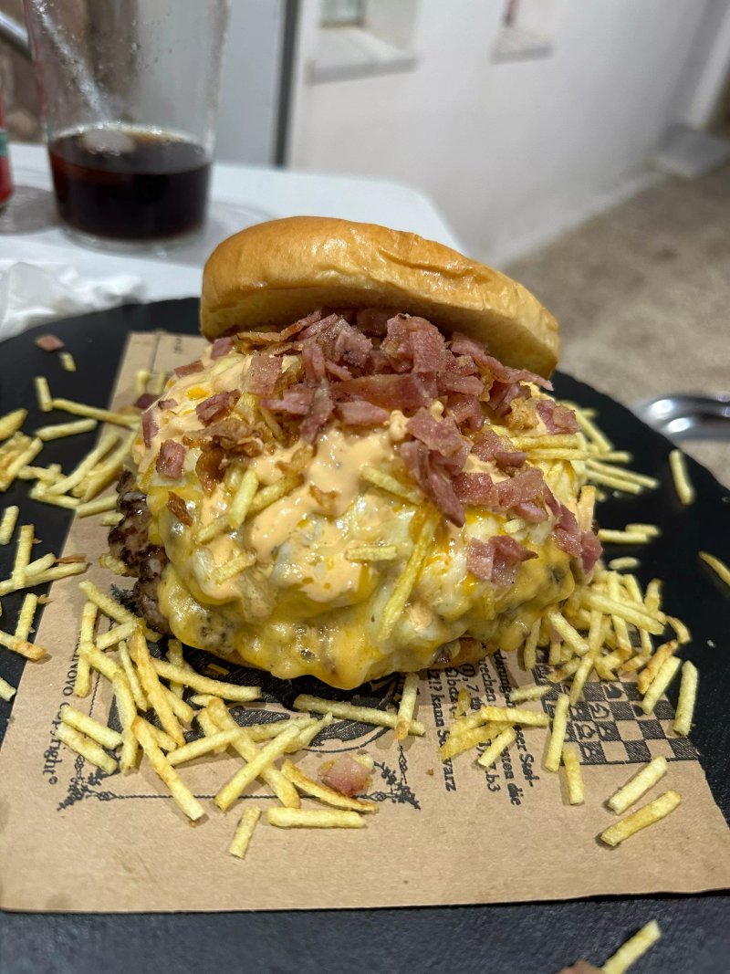 Hamburgueseria La Taberna