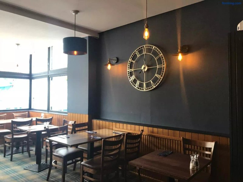 Aberdour Hotel Open to Keyworkers in Jan & Feb