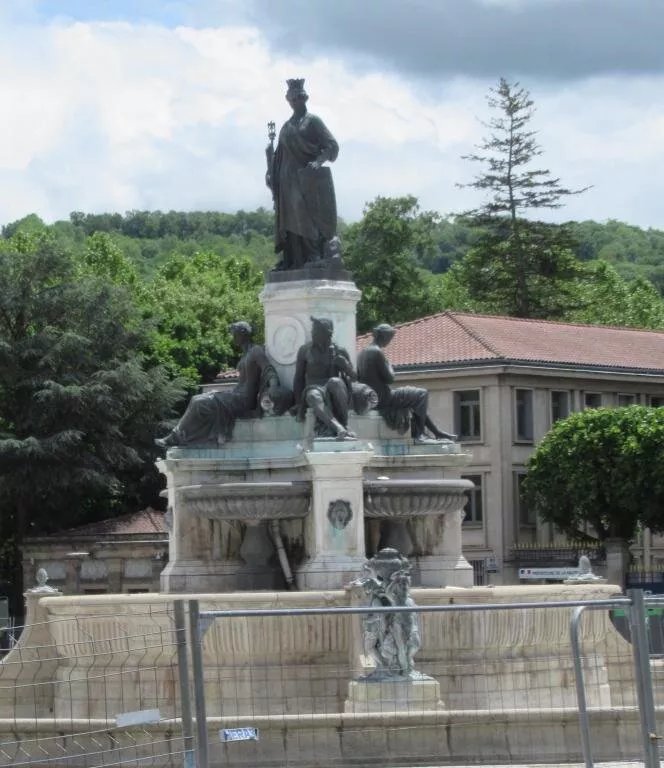 Fontaine Crozatier