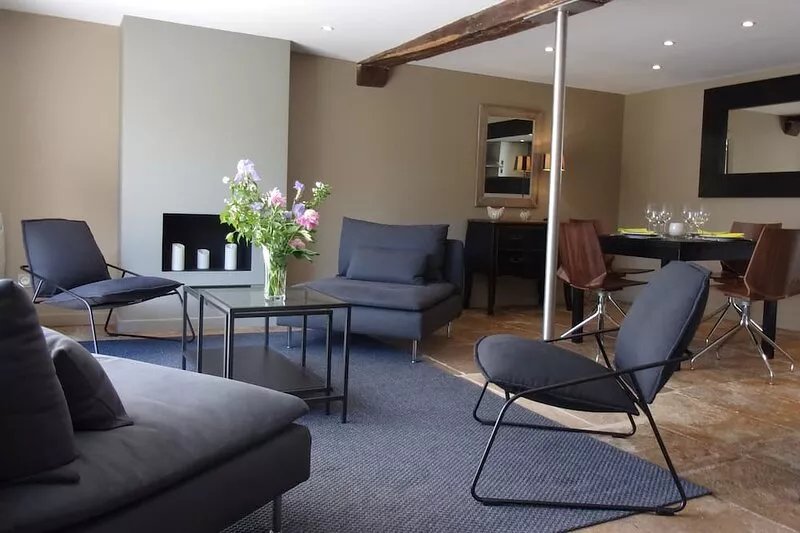 LE CLOS hide and quiet house with garden -
