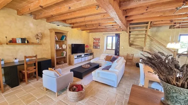 DOMAINE DU ROZEL, 6 people, swimming pool, 12km from SARLAT