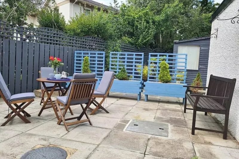 Cosy retreat  close to the North Down Coastal Path