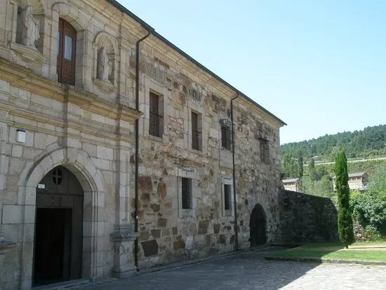 Monasterio de San Miguel de las Duenas