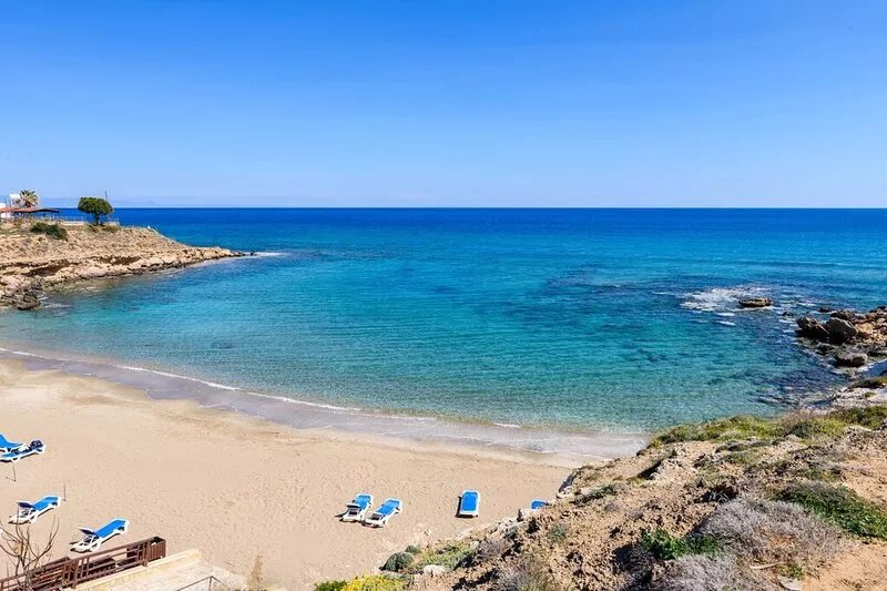 Royal Beachfront Villa - Stunning 5 bedroom beachfront villa