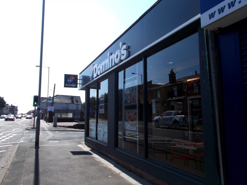 Domino's Pizza - Horwich