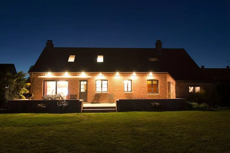 COUNTRY HOUSE IN THE HEART OF THE VALLEY OF THE LYS