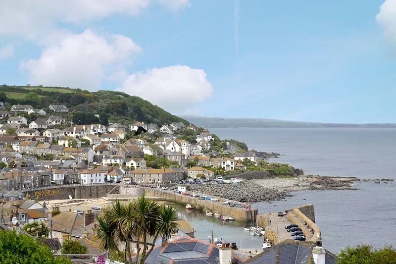 2 bedroom accommodation in Newlyn, near Penzance