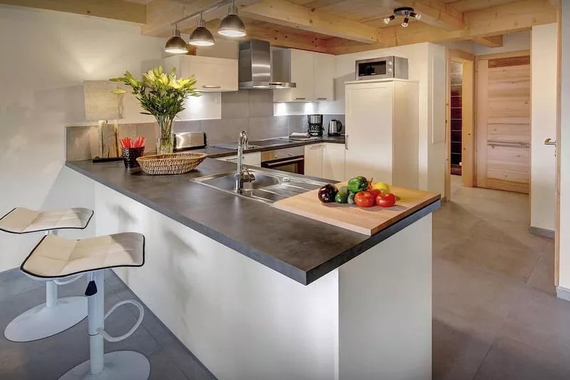 Chalet de Paul et Marie - charming base for 8, great views - OVO Network