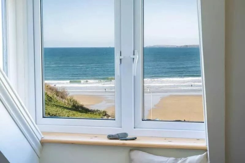 Spacious House w/ Sea Views Opposite Beach