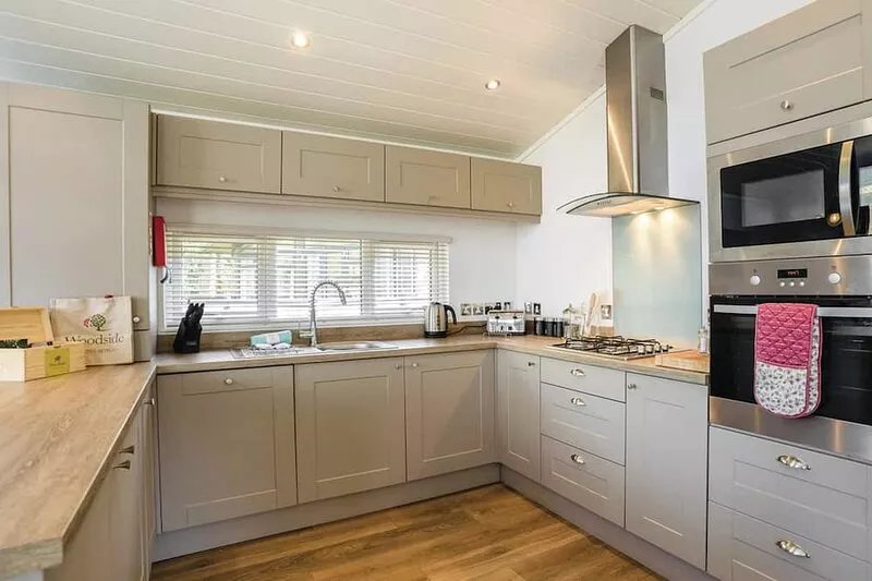 Tennyson Premier Lodge