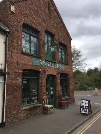 Laurence Shaw Antiques