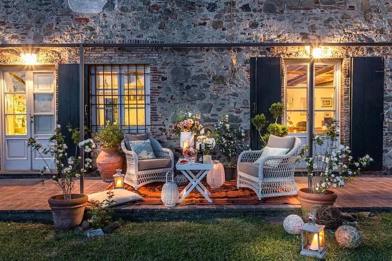7 Bedrooms Luxury Farmhouse in LUCCA, Outdoor and Indoor Heated Swimming Pools