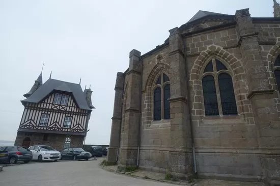 Eglise Notre Dame du Cap Lihou