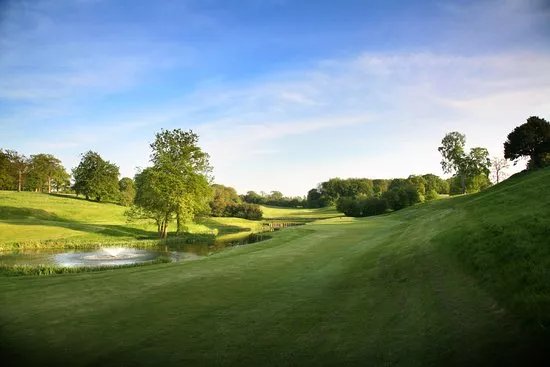 Redlibbets Golf and Country Club