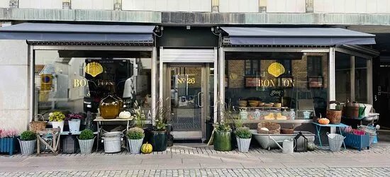 BON TON Goods
