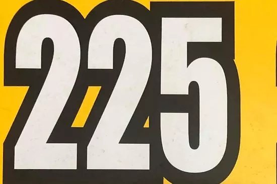 225 taxis hull