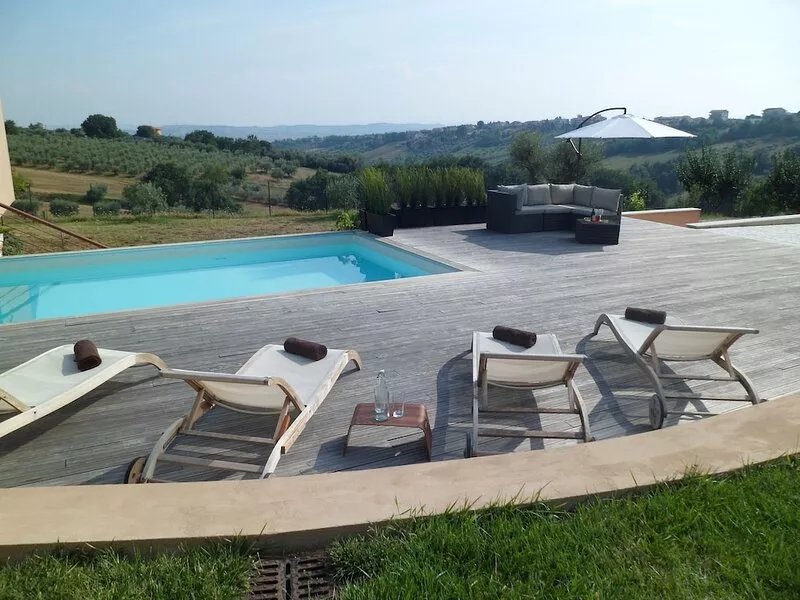 Villa With Private Land, Private Pool And Panoramic Views, close to the beaches