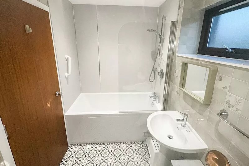3 bedroom house within walking distance of St Andrews centre