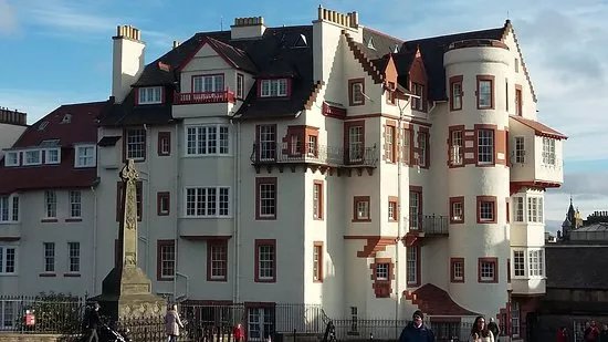 Edinburgh Festival Voluntary Guides Association