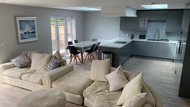 3 bed detached bungalow with a large open plan kitchen living room