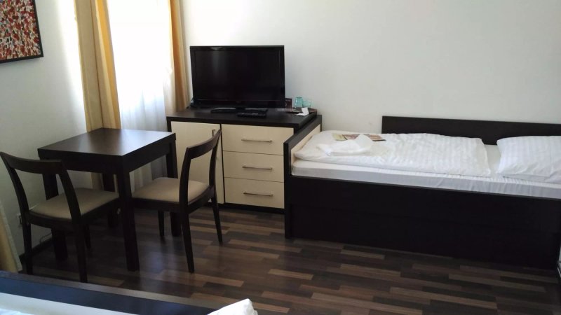 Hotel Corona