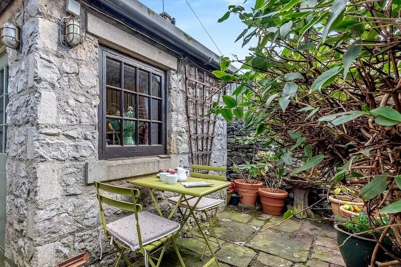 Dormy - Two Bedroom House, Sleeps 3