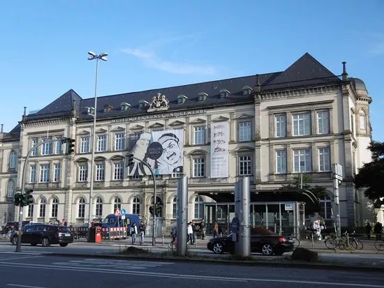 Museum fur Kunst und Gewerbe