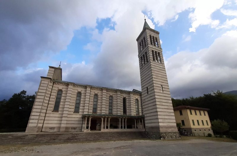Chiesa Di Santa Barbara A Campo Tizzoro