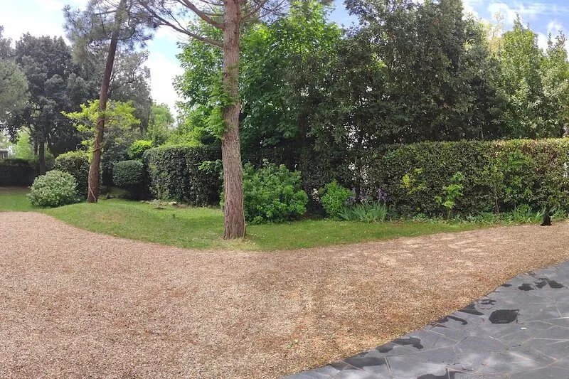 Beautiful villa of character 300 m from the beach of the center.