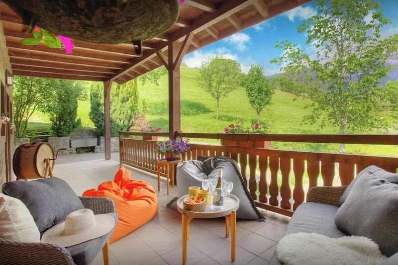 Chalet L'Otavalo - French Alps base for 8, spa & great views - OVO Network