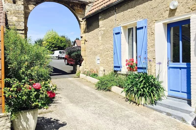 Charming Town House near the beaches of Normandy and Pegasus Bridge