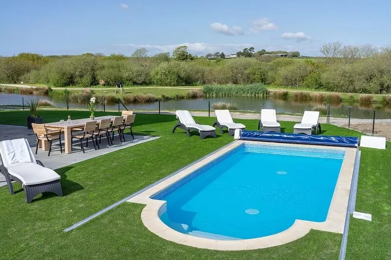 Herons for 12 Private Pool,hot tub,sauna,cinema