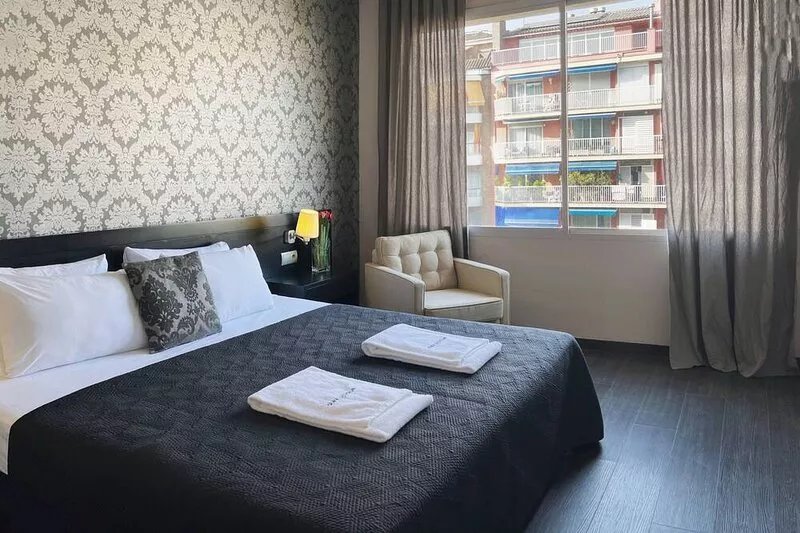 Apartment near Pedralbes Park, Les Corts