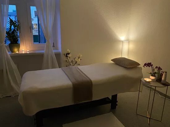 Absolute Massage