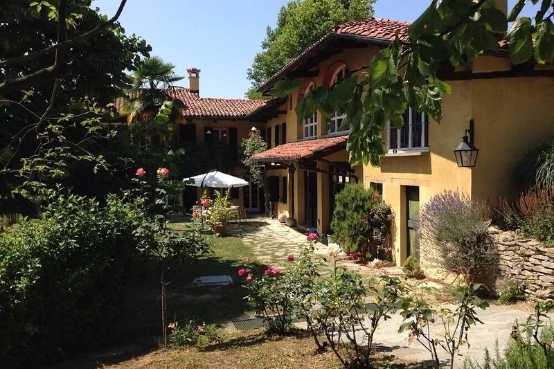 Country House on the Langhe Hills stunning view / sauna
