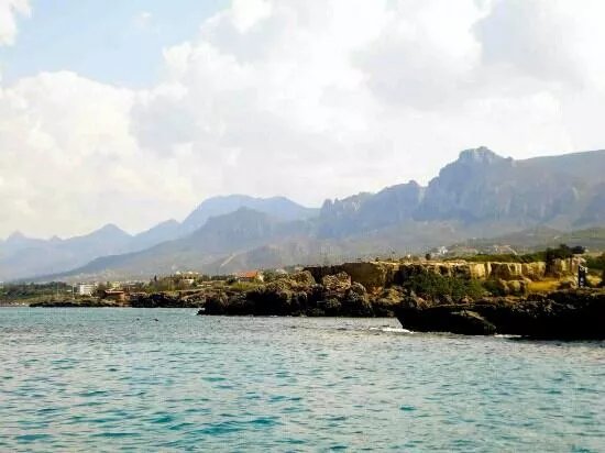 Aphrodite Accommodation, Boat Tours & Fishing Trips Agent Girne