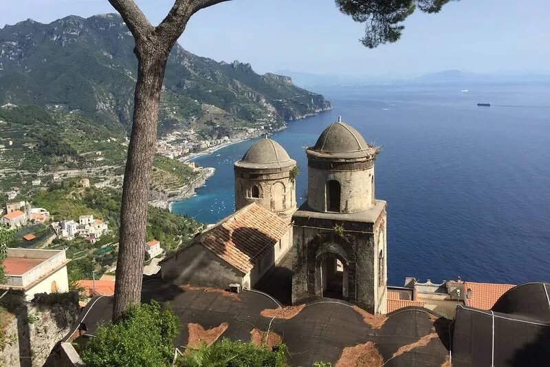 villa with heated pool & mountain views south of Rome wIthin reach of  Amalfi