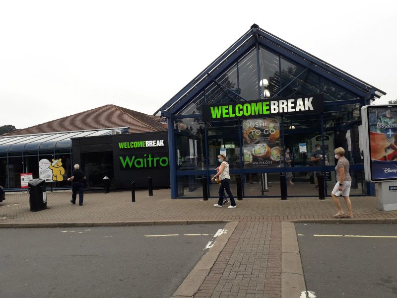 Welcome Break Oxford Services M40