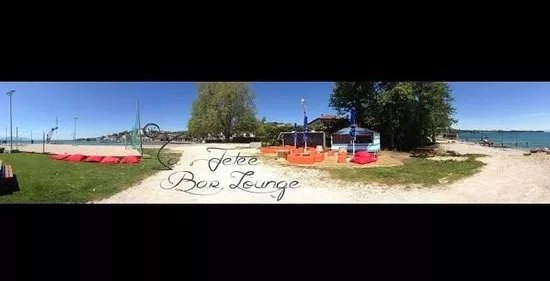 La Jetee Bar Lounge