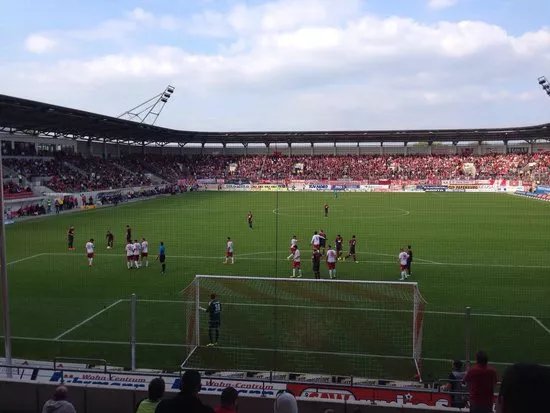 Stadion Halle Betriebs
