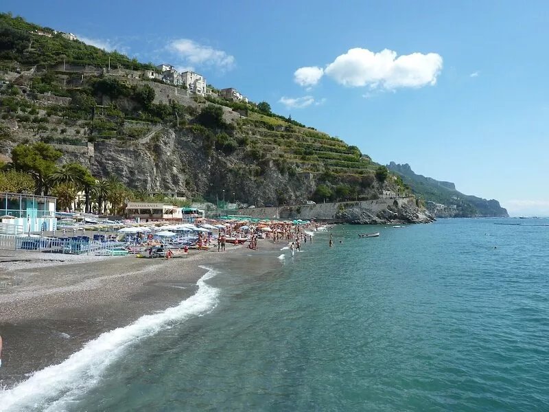 House surrounded by a lemon garden with sea view on the Amalfi Coast!