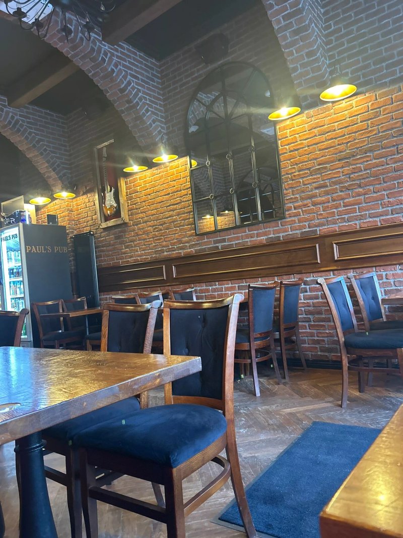 Paul's Pub