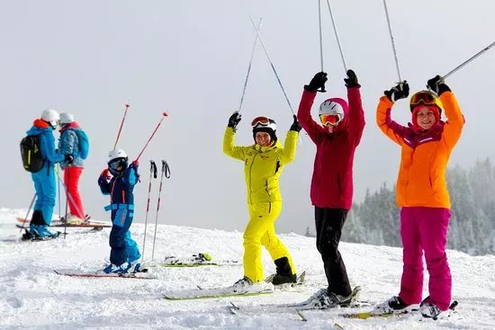 Winter Sports Instructors Sinaia