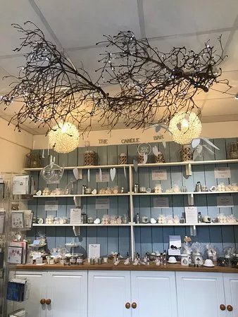 Annalise Candles & Gifts
