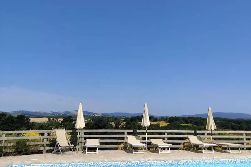 LA CASINA Country Tuscan cottage for exclusive use