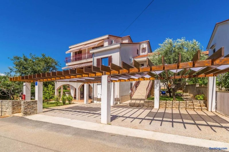 Apartments Balic - Pinezici, Krk