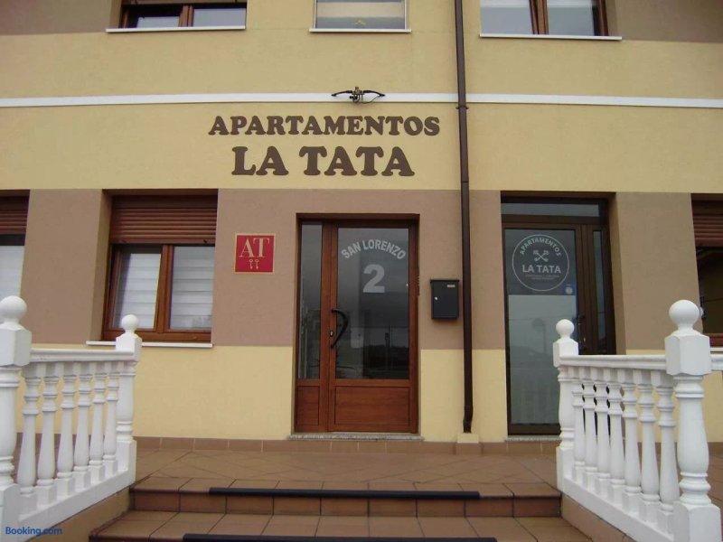 Apartamentos la Tata
