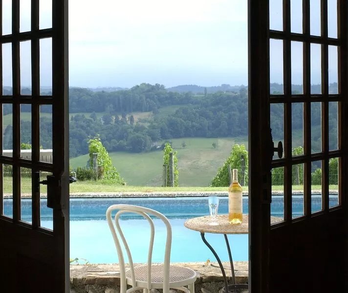 The Winery on the Clos Mirabel Estate sleeps 6-9 guests