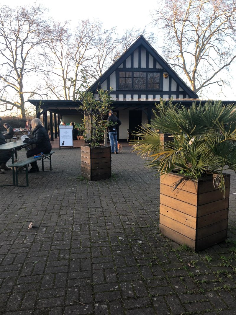 The Broad Walk Cafe