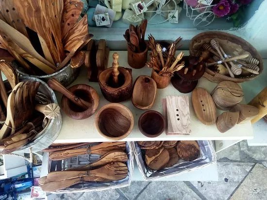 Maria's Farma - Bio, Natural & Olive Wood